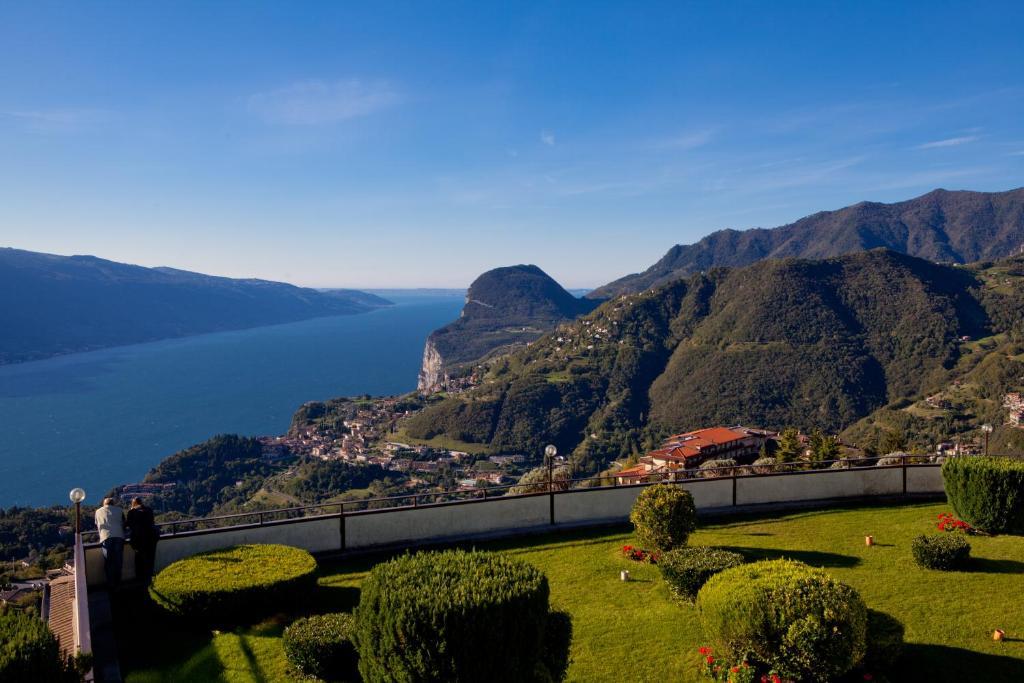 Hotel Le Balze - Aktiv & Wellness Tremosine Bagian luar foto